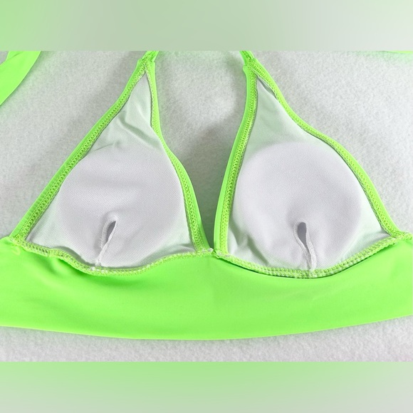 Neon green bikini with shorts - Picture 2 of 5